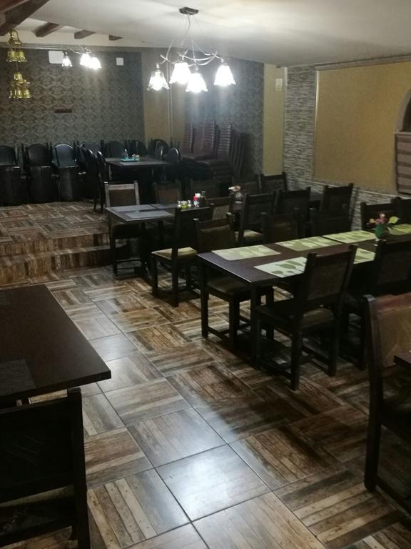 Pensiunea Dely_Cios Vălenii de Munte Εξωτερικό φωτογραφία